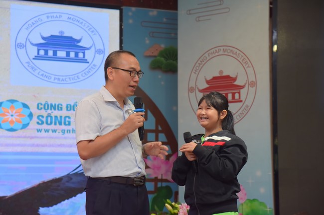 Training class for children's educational skills and cognitive orientation for parents