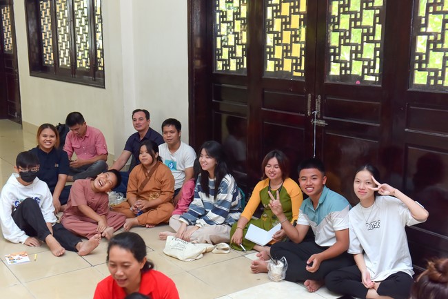 Training class for children's educational skills and cognitive orientation for parents