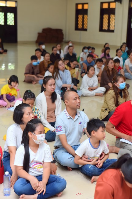 Training class for children's educational skills and cognitive orientation for parents