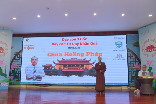 Training class for children's educational skills and cognitive orientation for parents