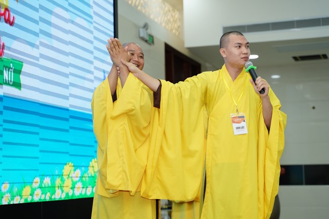 Opening the Summer Retreat 2023