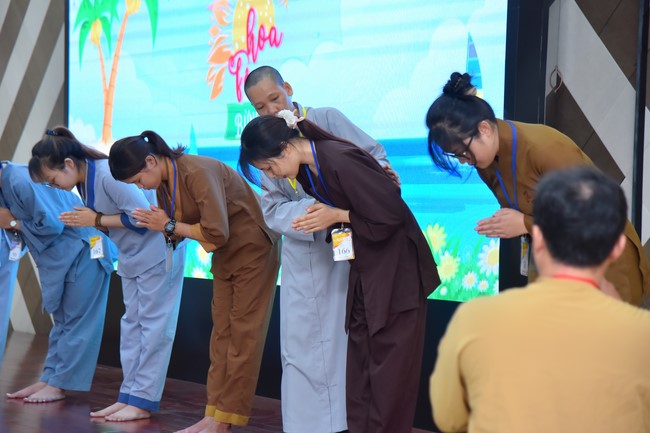 Opening the Summer Retreat 2023