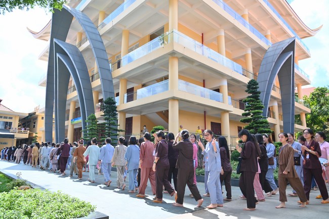 Opening the Summer Retreat 2023