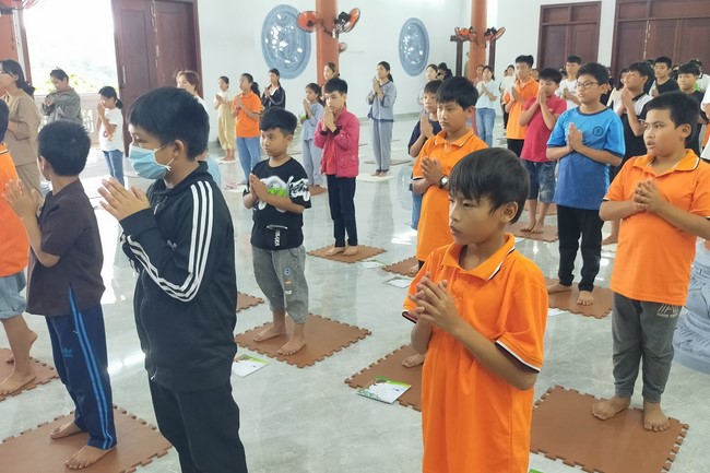 One-day Retreat for Teenager at Dang Phap Pagoda, Binh Phuoc