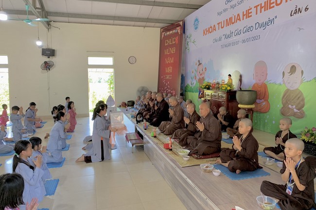Summer Retreat for children in 2023 at Dong Cao pagoda, Thanh Hoa