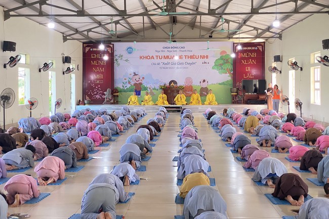 Summer Retreat for children in 2023 at Dong Cao pagoda, Thanh Hoa