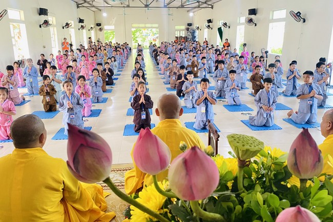 Summer Retreat for children in 2023 at Dong Cao pagoda, Thanh Hoa