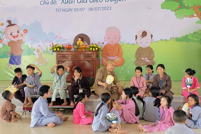 Summer Retreat for children in 2023 at Dong Cao pagoda, Thanh Hoa