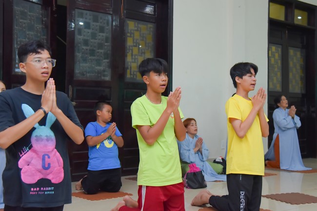 Repentance ceremony on May 14th, Year of the Cat