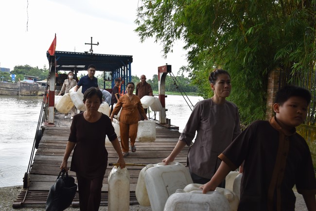 Releasing creatures on the Rain Retreat time