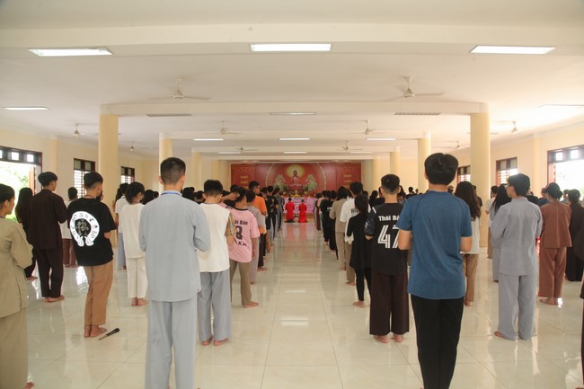 The Wedding Ceremony at Giai Lam pagoda, Ha Tinh