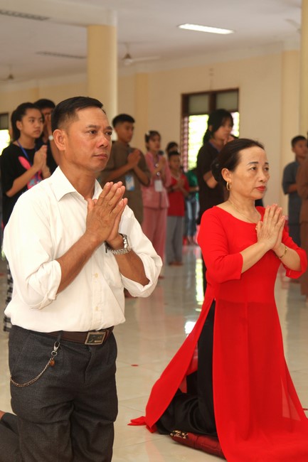 The Wedding Ceremony at Giai Lam pagoda, Ha Tinh