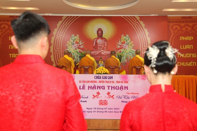 The Wedding Ceremony at Giai Lam pagoda, Ha Tinh
