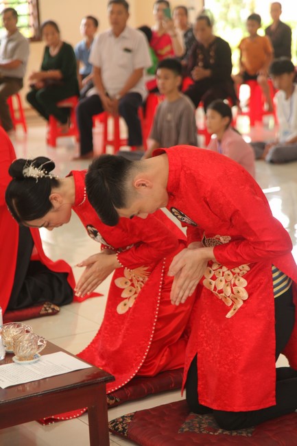 The Wedding Ceremony at Giai Lam pagoda, Ha Tinh