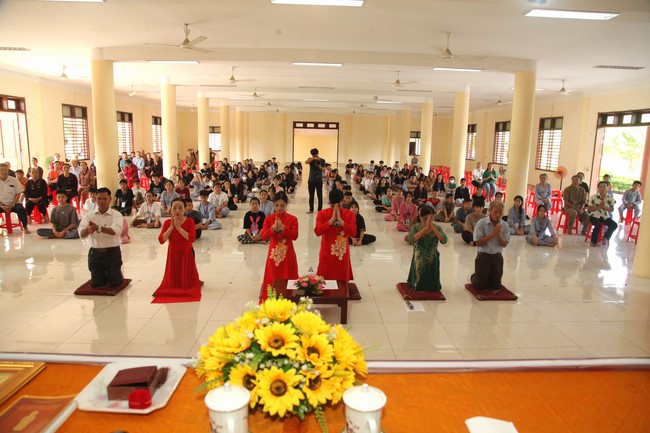 The Wedding Ceremony at Giai Lam pagoda, Ha Tinh