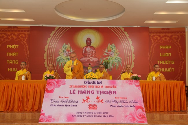 The Wedding Ceremony at Giai Lam pagoda, Ha Tinh
