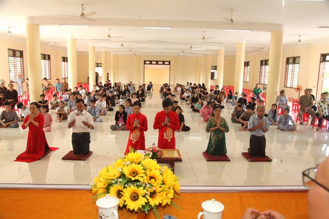 The Wedding Ceremony at Giai Lam pagoda, Ha Tinh