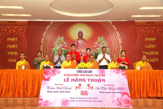 The Wedding Ceremony at Giai Lam pagoda, Ha Tinh