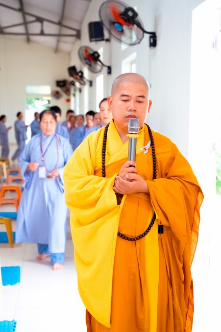 The 1st Retreat The path leading to right direction at Dong Cao Pagoda, Thanh Hoa