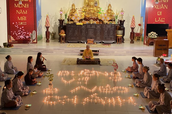The 1st Retreat The path leading to right direction at Dong Cao Pagoda, Thanh Hoa