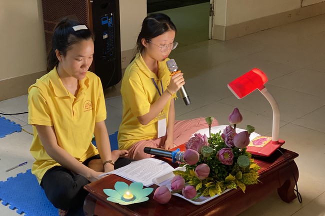 The 1st Retreat The path leading to right direction at Dong Cao Pagoda, Thanh Hoa