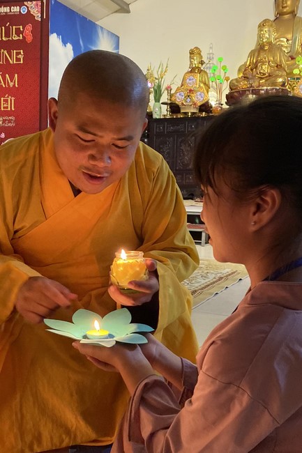 The 1st Retreat The path leading to right direction at Dong Cao Pagoda, Thanh Hoa