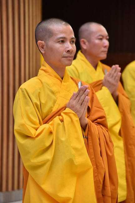 Permanent Director Board of Vietnam Buddhist Sangha visit Hoang Phap Pagoda