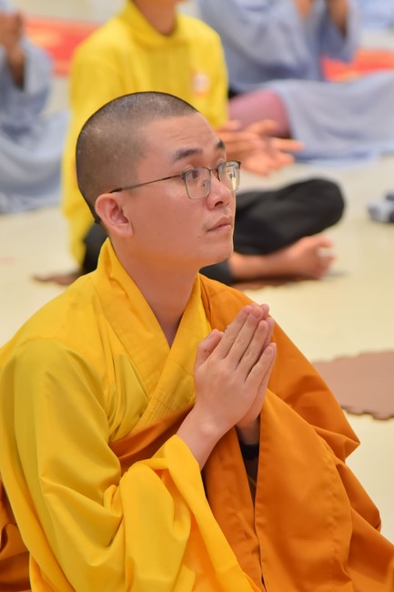 Permanent Director Board of Vietnam Buddhist Sangha visit Hoang Phap Pagoda