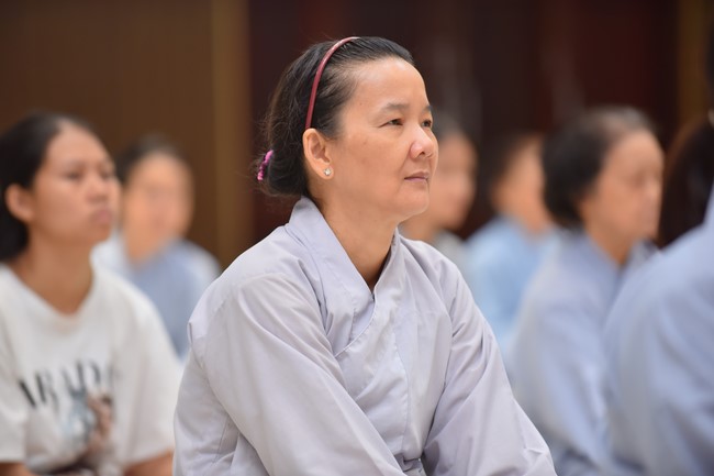 Permanent Director Board of Vietnam Buddhist Sangha visit Hoang Phap Pagoda