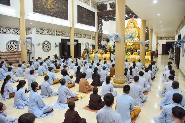 The Ordination Ceremony on June 10th, Year of the Cat