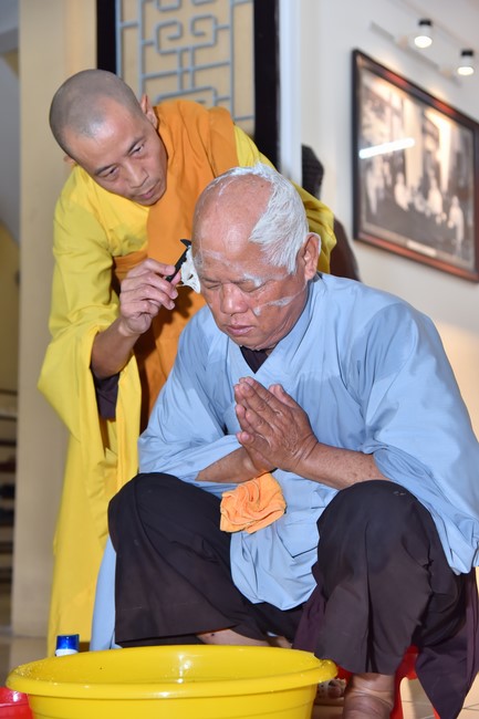 The Ordination Ceremony on June 10th, Year of the Cat