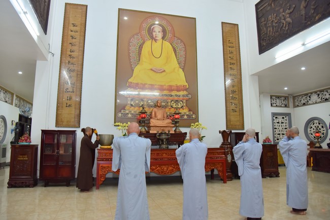 The Ordination Ceremony on June 10th, Year of the Cat