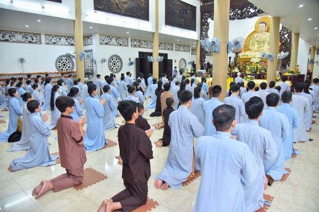 The Ordination Ceremony on June 10th, Year of the Cat