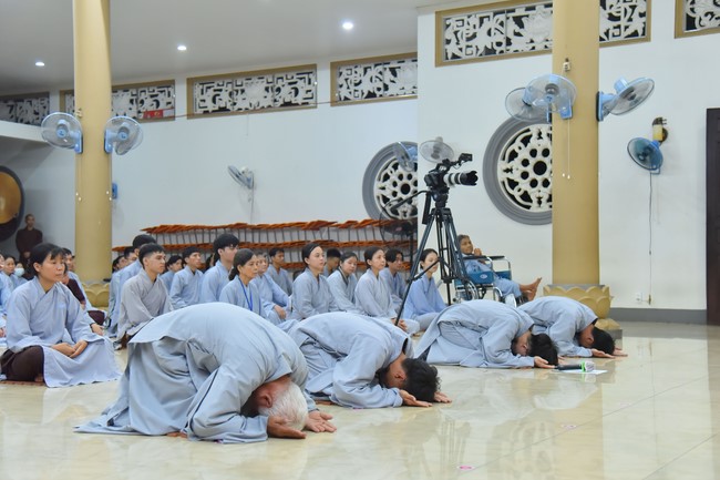 The Ordination Ceremony on June 10th, Year of the Cat