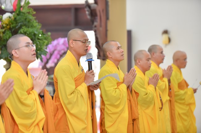 Wedding Ceremony at the pagoda