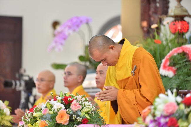 Wedding Ceremony at the pagoda
