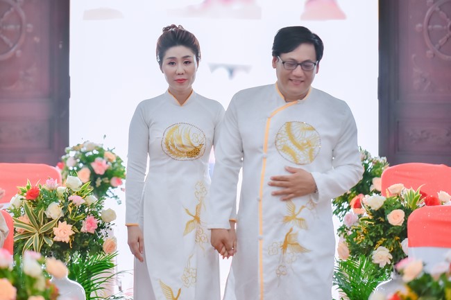 Wedding Ceremony at the pagoda