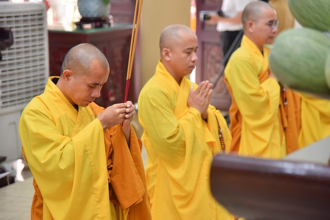 Wedding Ceremony at the pagoda
