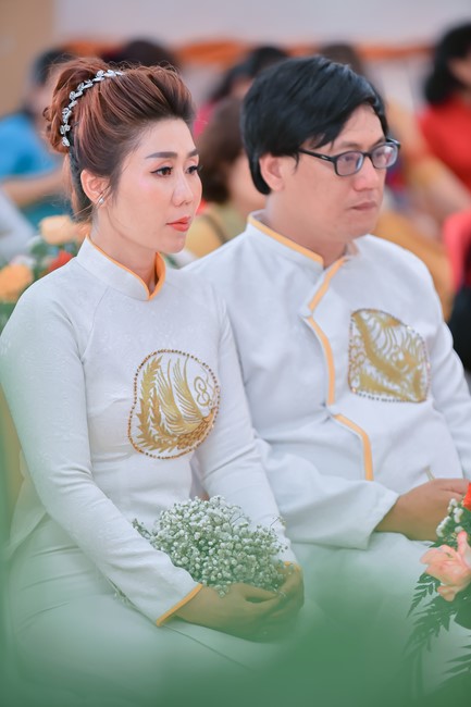 Wedding Ceremony at the pagoda