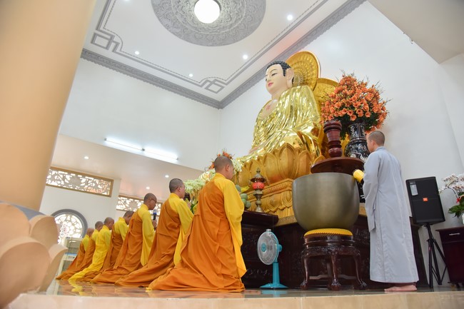 Wedding Ceremony at the pagoda