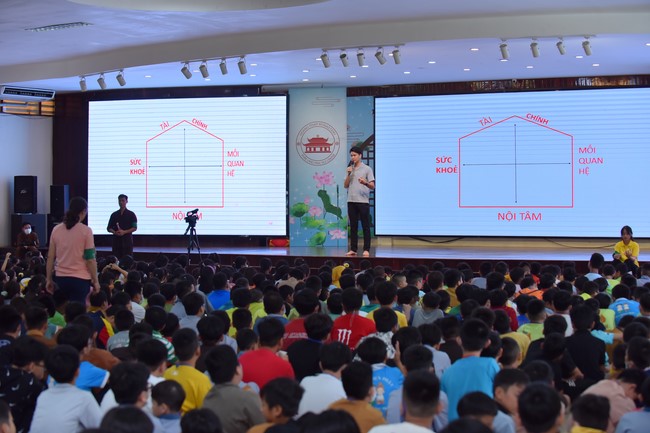 The 44th Kid Playground