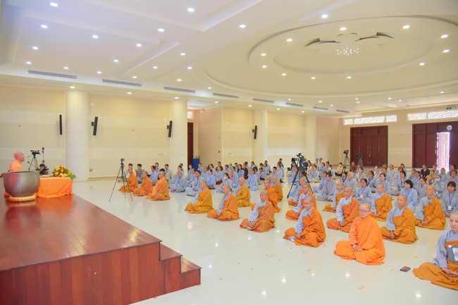 Virtue-wisdom Nikāya Retreat