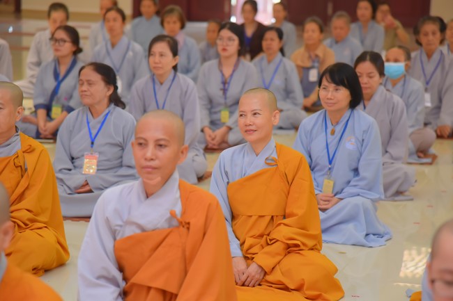 Virtue-wisdom Nikāya Retreat