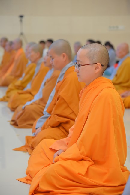 Virtue-wisdom Nikāya Retreat