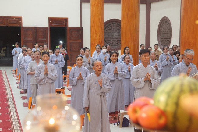 Repentance ceremony on May 14th, Year of the Cat at Giai Lam Temple – Ha Tinh