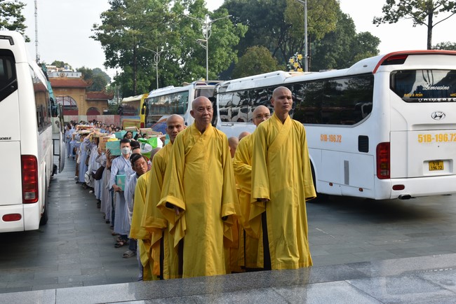 Offering rain-retreat Schools 2023 of the Charity Board