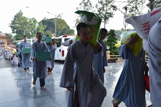 Offering rain-retreat Schools 2023 of the Charity Board