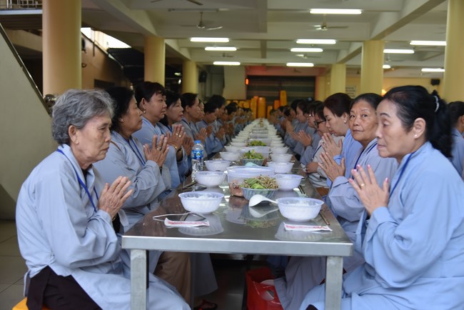 Offering rain-retreat Schools 2023 of the Charity Board