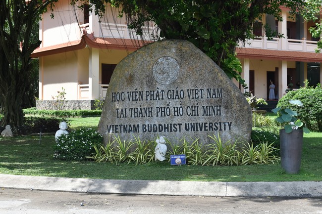 Offering rain-retreat Schools 2023 of the Charity Board