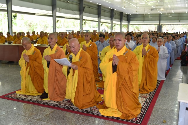 Offering rain-retreat Schools 2023 of the Charity Board